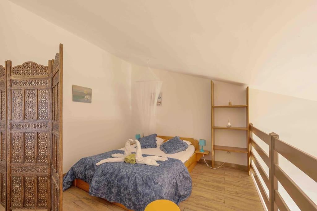 Au Bord De L'Eau Apartment Фльори Екстериор снимка